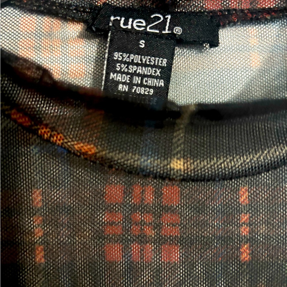 Sheer plaid crop top - Picture 3 of 3